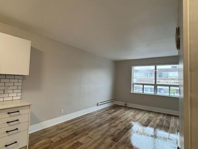 1623A Eglinton Avenue in Toronto: Oakwood Village House for lease Toronto C03: MLS®# C13063052
