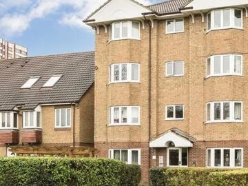 162 169 Varsity Drive, London, TW1 1AL, United Kingdom | 2 bed apartment for rent #139333418 | Rentberry