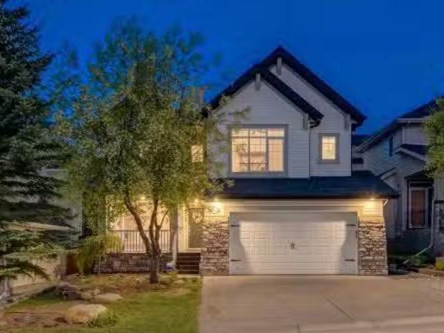 162 Crestridge Way Sw, Calgary, AB, T3B 5Z4 house for sale.