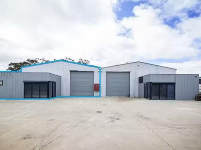 1/62 Holder Road, Bannockburn, VIC 3331 Industrial/Warehouse.