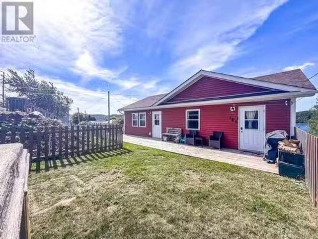 162 Main Street, Burin Bay Arm, NL, A0E 1G0 house for sale.