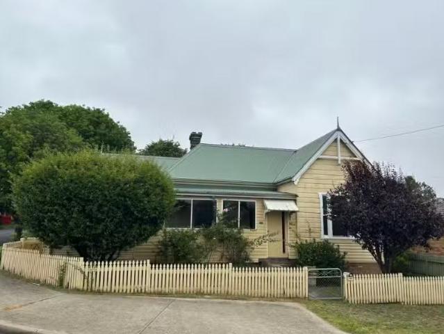 162 Markham Street, ARMIDALE House for rent Listed by Propert.