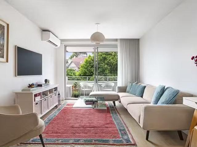 1/62 Middle Head Road, Mosman Apartment for rent Listed by Jo.