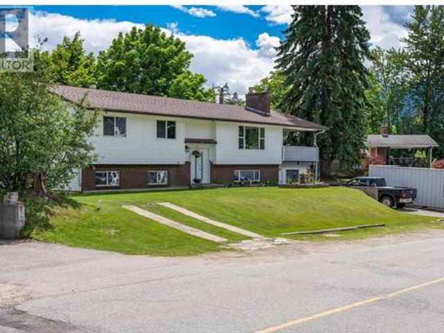 162 Pearkes Drive, Revelstoke, BC, V0E 2S0 house for sale | Listing ID 10392 | Royal LePage