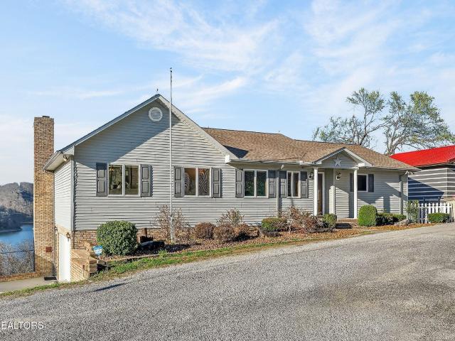 1634 Falling Water Rd