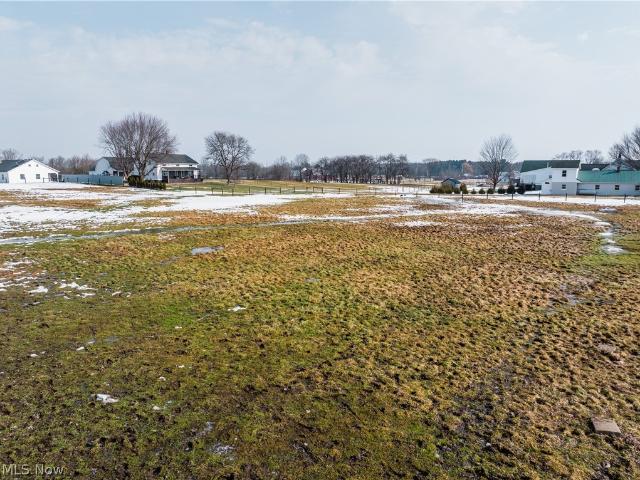 16352 and 16350 Nauvoo Rd
