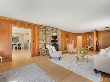 1635 Madison