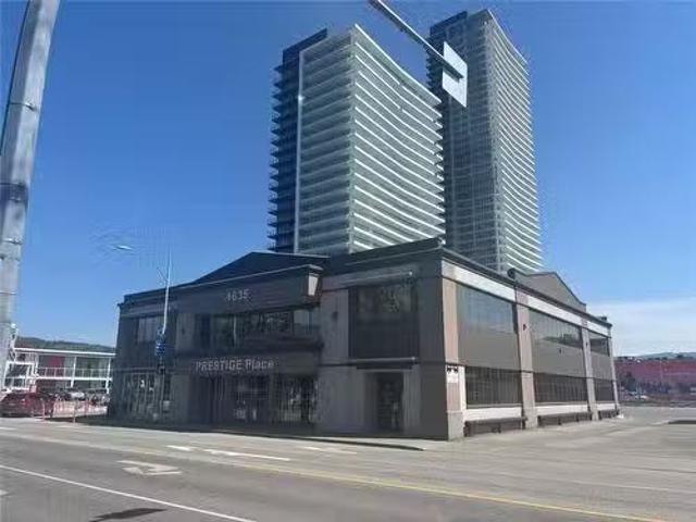 1635 Abbott Street, Kelowna, BC, V1Y 1A9 commercial for sale.