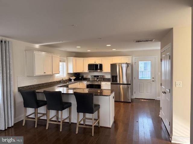 1635 Fairhill Drive