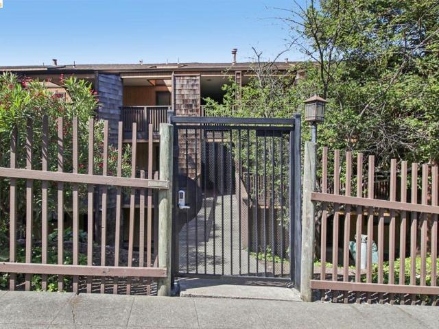 16363 Saratoga St 202E