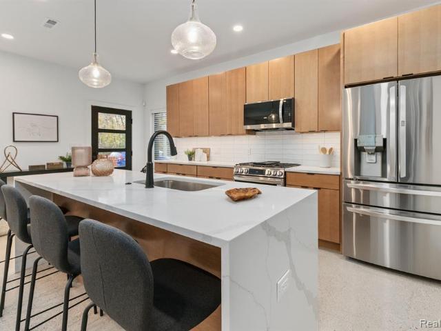 1636 Merrick Street # 8