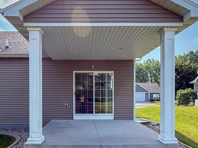 1636 oak hollow lane