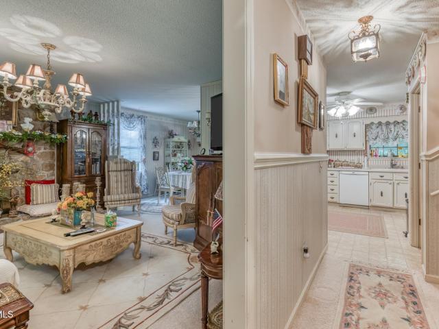 1636 Forge Creek Road