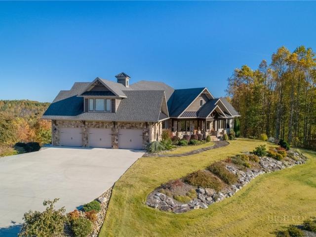 1638 Johns Ridge Pkwy, Lenoir, NC 28645 | MLS #261098