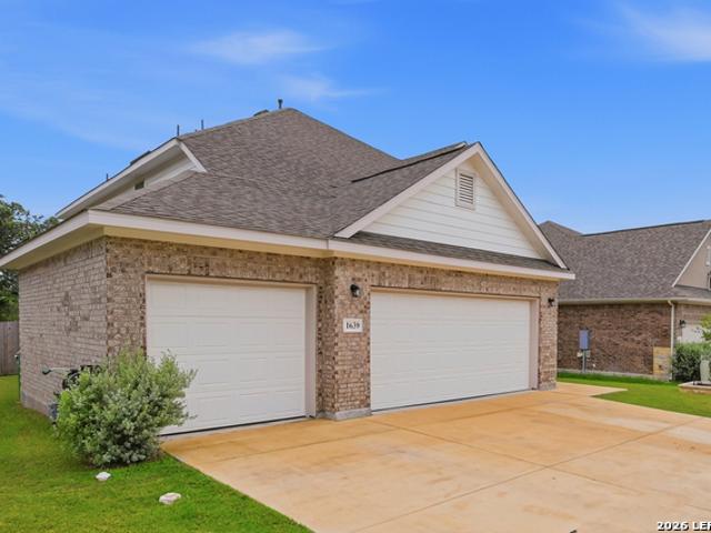 1639 Dunvegan Park