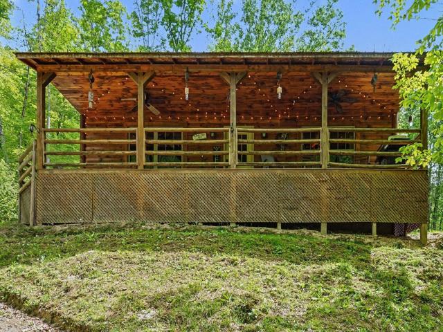1630 Lower Hatcher Creek Road