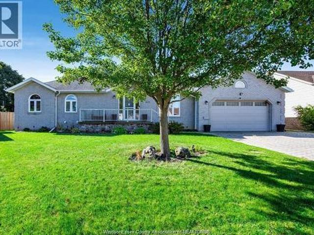 1631 Cherrywood Drive, Lakeshore, ON, N0R 1A0 house for sale | Listing ID 26018 | Royal LePage