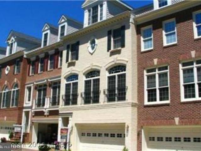 1631 Colonial Hills Drive