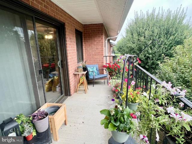 1631 Edgewood Place # 204