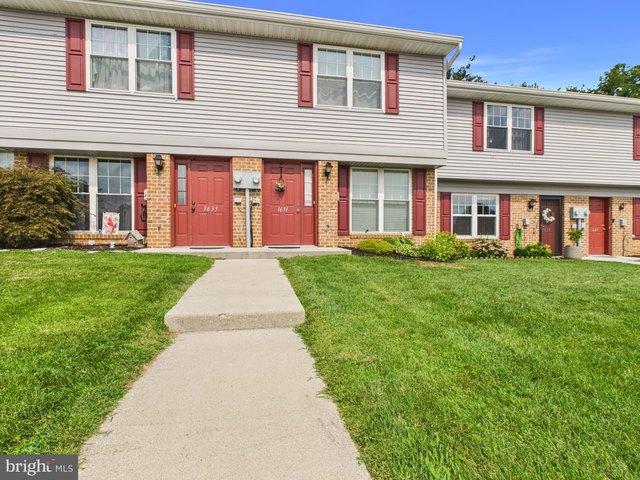 1631 Long Dr, York, PA 17406