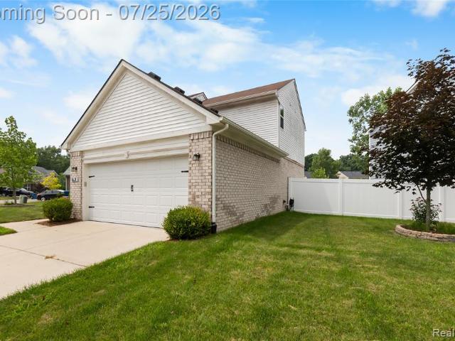 1631 Weeping Willow Court