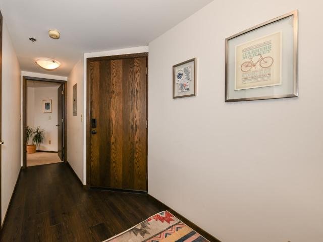 1633 N Prospect Ave, Unit 17C