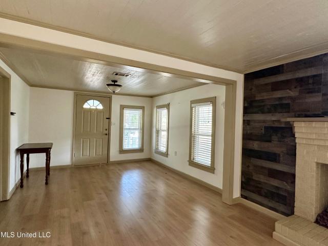 1633 NE New Sight Drive