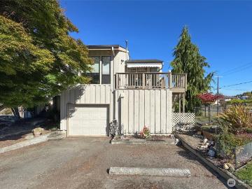 1633 E 5th St, Port Angeles, WA 98362 | MLS #2475