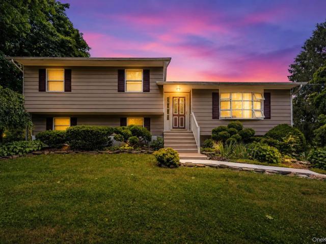 1633 Salt Point Turnpike