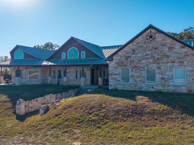 163 County Road 283, Waelder, TX 78959 | MLS #1931