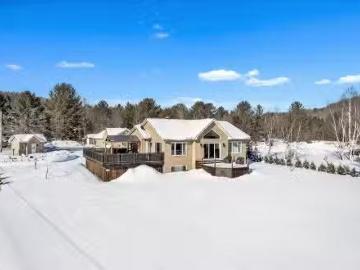 163 Ch. De La Lièvre N. Bowman, QC, J0X 3C0 house for sale.