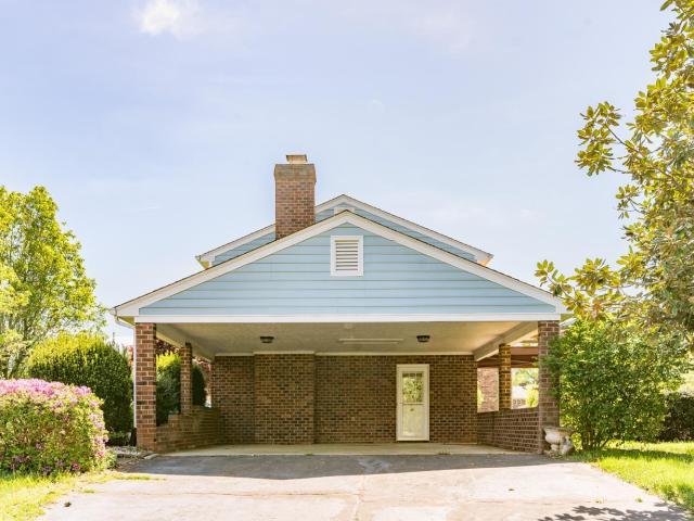 163 Apple Way