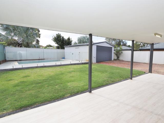 163 Benowa Road, ASHMORE QLD 4214