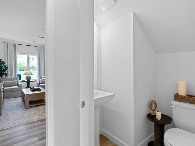 163 Graham Ave