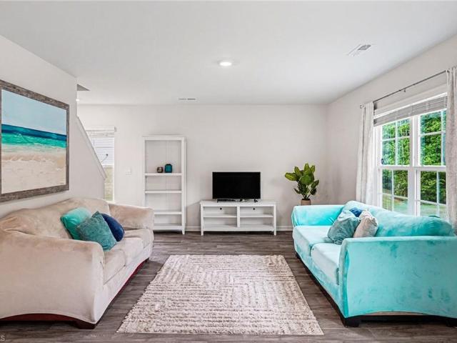 163 Green Mallard Way