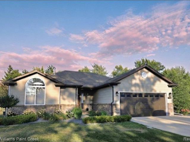 163 Deer Park East
