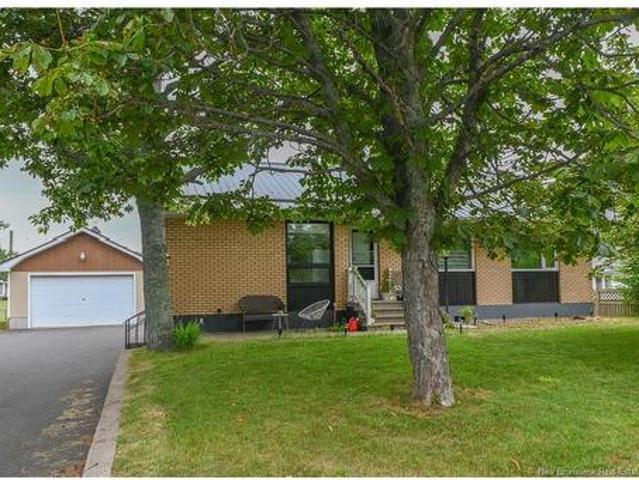 163 Des Peupliers St, Shippagan, NB, E8S 1J7 house for sale | Listing ID NB145245 | Royal LePage