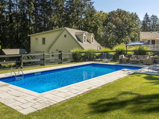 163 Horseshoe Road