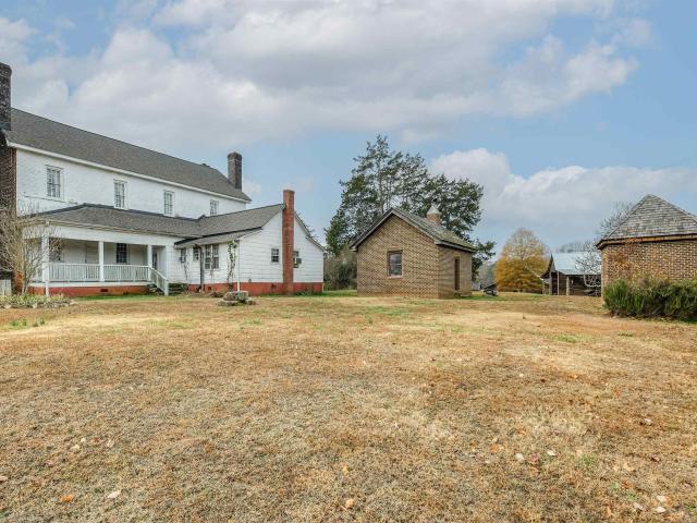 163 Old Buncombe Road