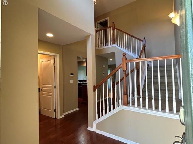 163 S Vista