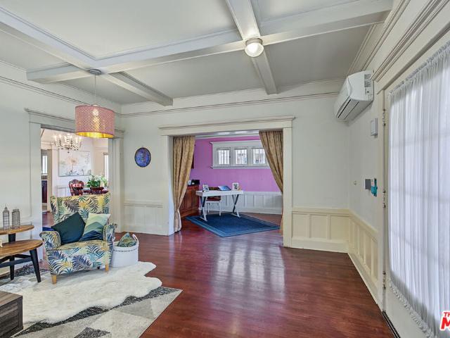 163 S Hobart Boulevard
