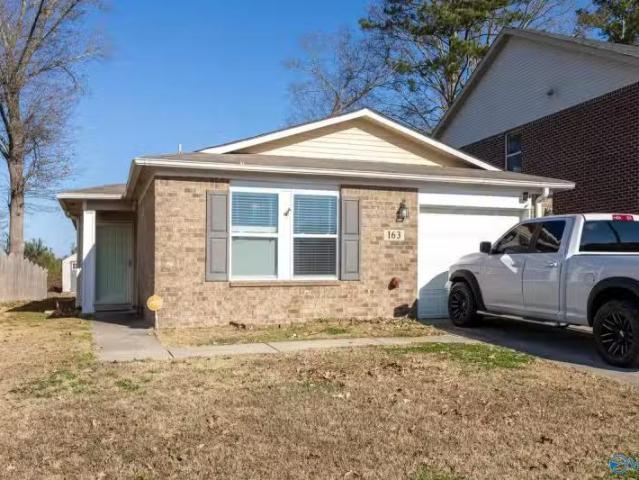 163 SEDGEWICK DR, OWENS CROSS ROADS, AL 35763