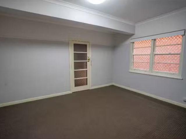 1/63 Stewart Avenue, HAMILTON SOUTH Apartment for rent Listed.