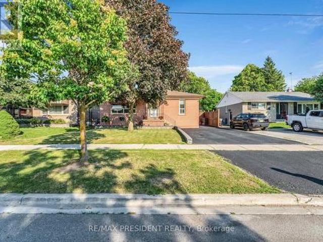 163 Prince Charles Drive, Halton Hills, ON, L7G 3W1 house for sale | Listing ID W13538 | Royal LePage