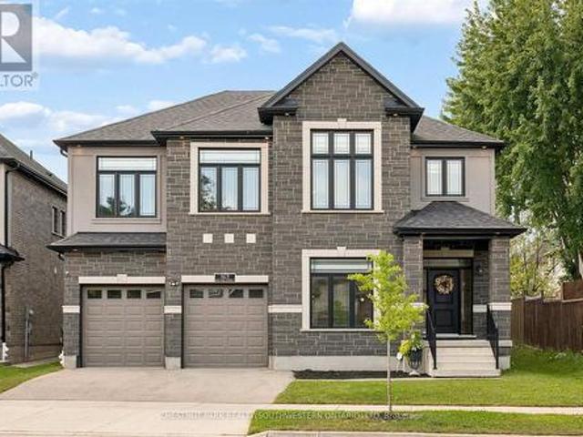 163 Redtail Street, Kitchener, ON, N2K 4J5 house for sale | Listing ID X13708 | Royal LePage