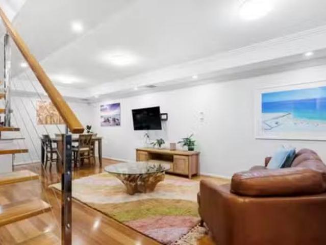 163B Grand Promenade, Doubleview, WA 6018