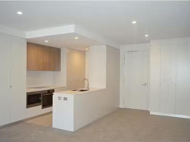 16/44 Macquarie Street, Barton Apartment for rent Listed by B.