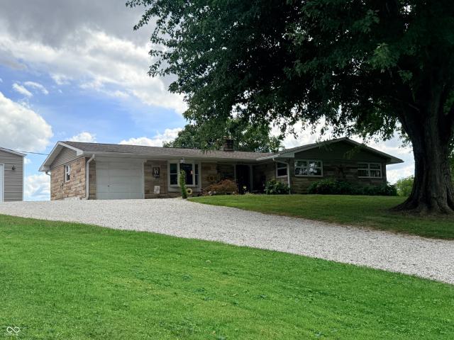 1644 W County Road 100 N