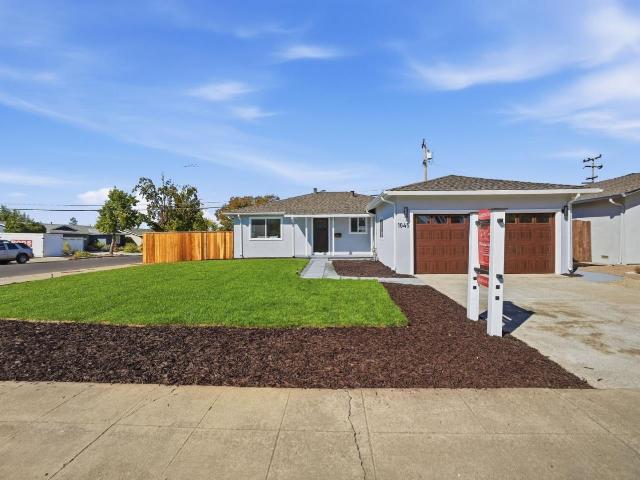 1645 Orchard View Drive