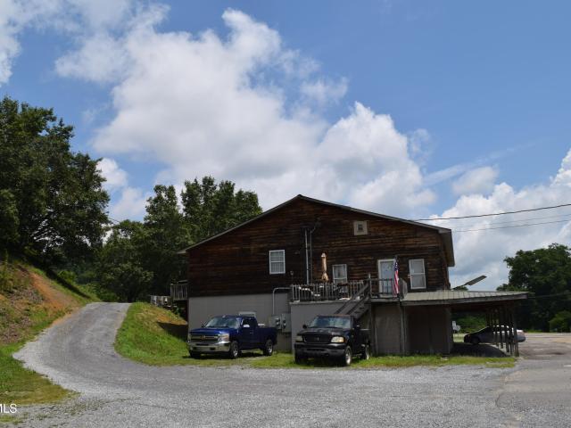 1653 East Main Street